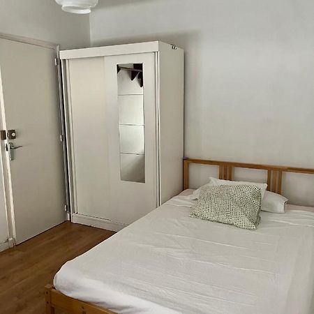 Apartament Habitacion Economica Figueres  Zewnętrze zdjęcie