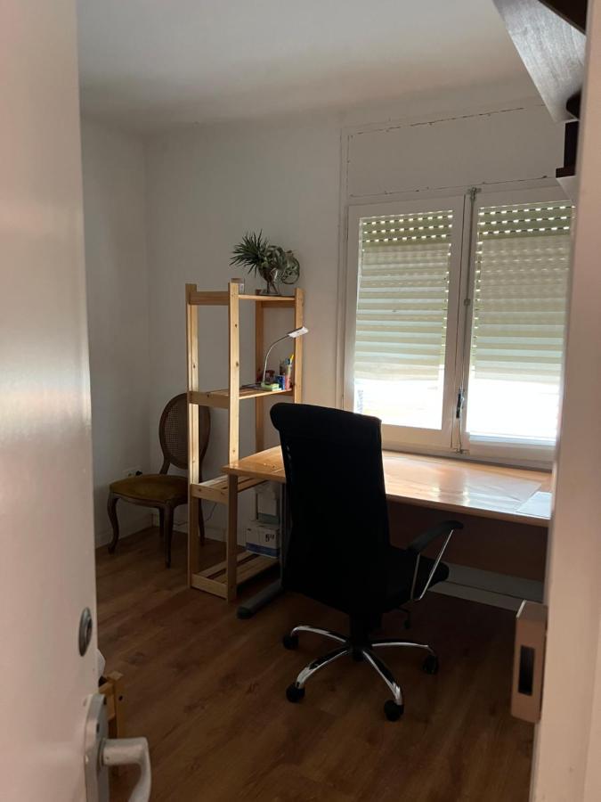 Apartament Habitacion Economica Figueres  Zewnętrze zdjęcie