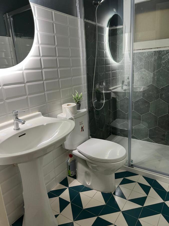Apartament Habitacion Economica Figueres  Zewnętrze zdjęcie