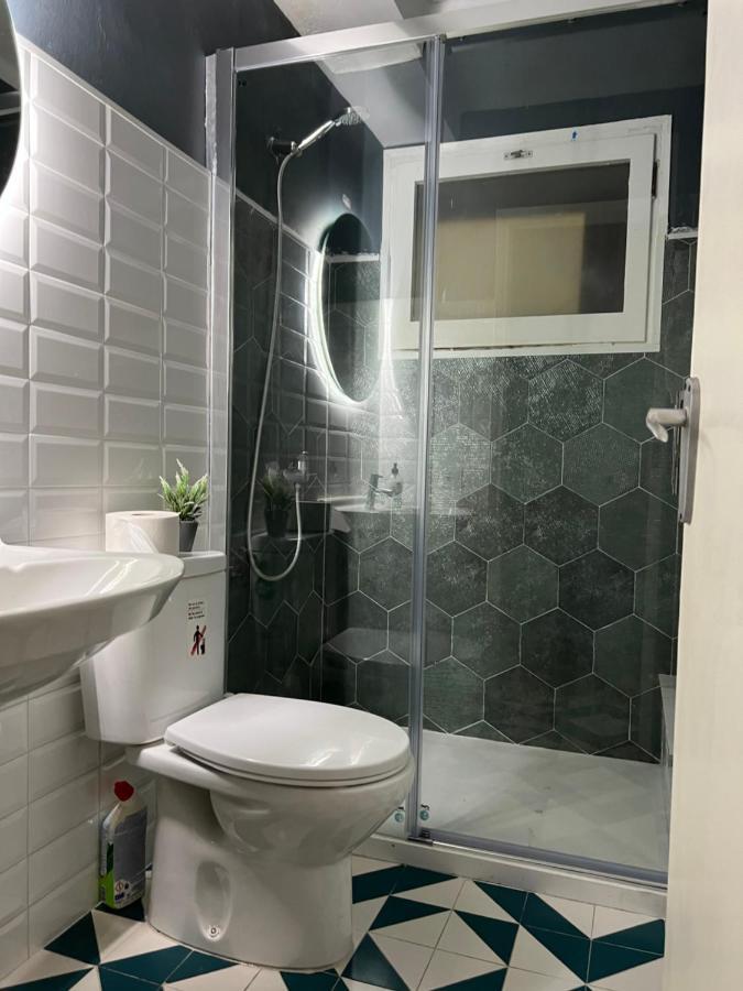 Apartament Habitacion Economica Figueres  Zewnętrze zdjęcie